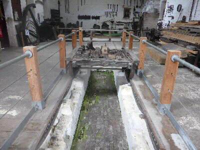 Inspection Pit, High Peak Junction