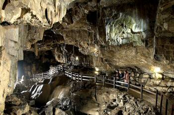 Poole's Cavern (copyright Poole's Cavern)