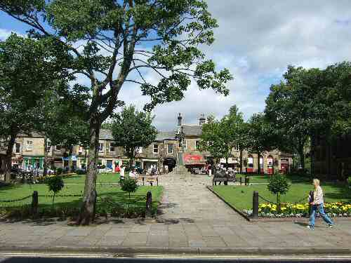 Norfolk Square, Glossop