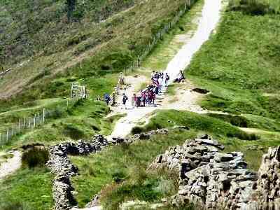 Hollins Cross