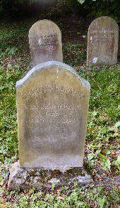 Quaker Graveyard, Monyash
