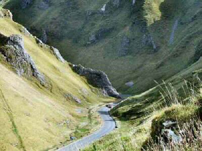 Winnats Pass, Castleton
