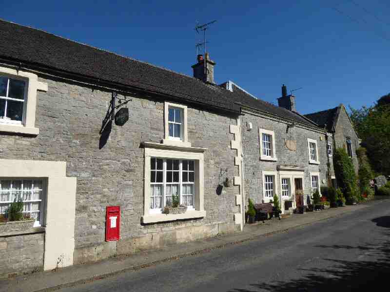 Alstonefield Cottages