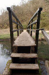 Ilam Rock Footbridge