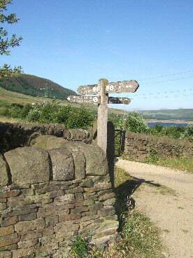 Four-way Sign, Longdendale