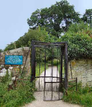 Canon Kissing Gate, Chatsworth Park