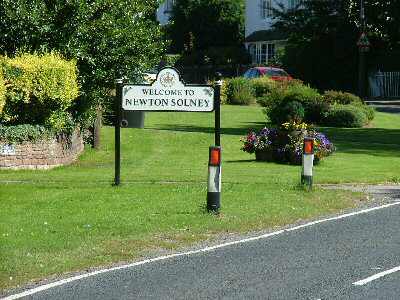 Newton Solney Welcome Sign