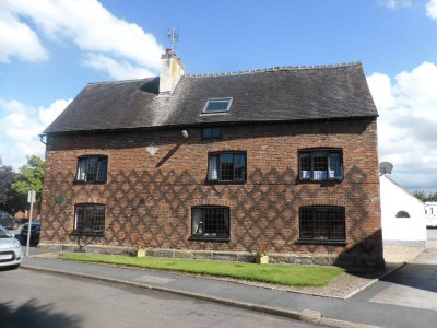 Number 16, The Green