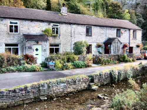 Cottages, by Peakshole Water, Castleton