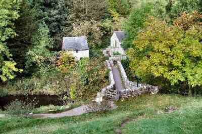 Viator's Bridge, Milldale