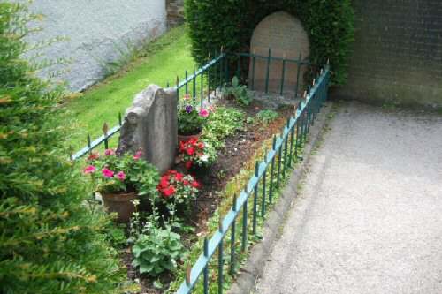 Long John's Grave, St Michael's Church