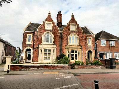 Town Centre, Staveley